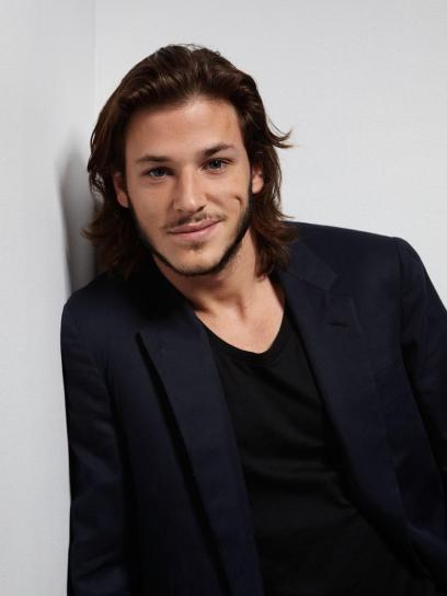 Gaspard Ulliel as Jonathan